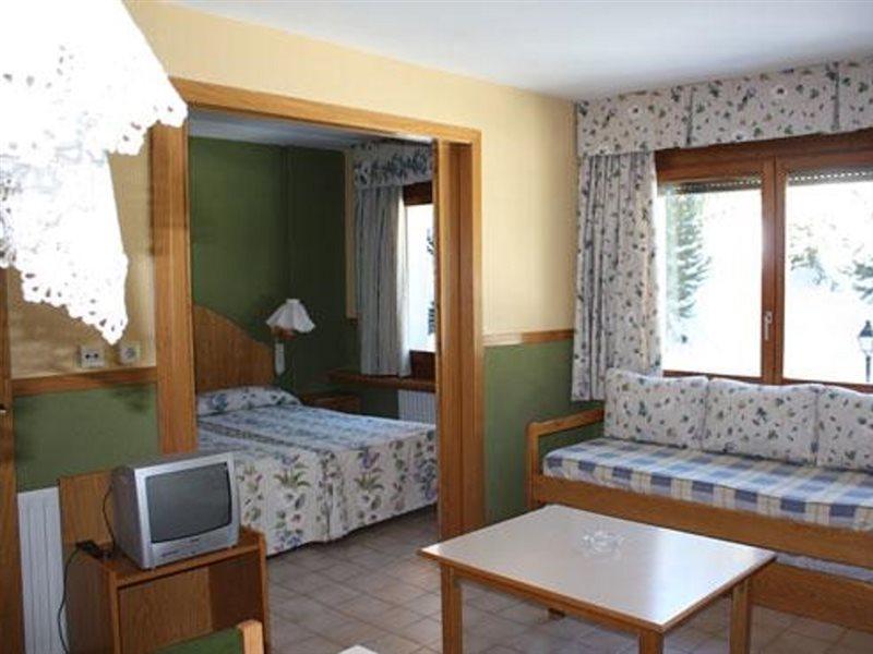 Apartamentos Solneu Baqueira Beret Eksteriør bilde