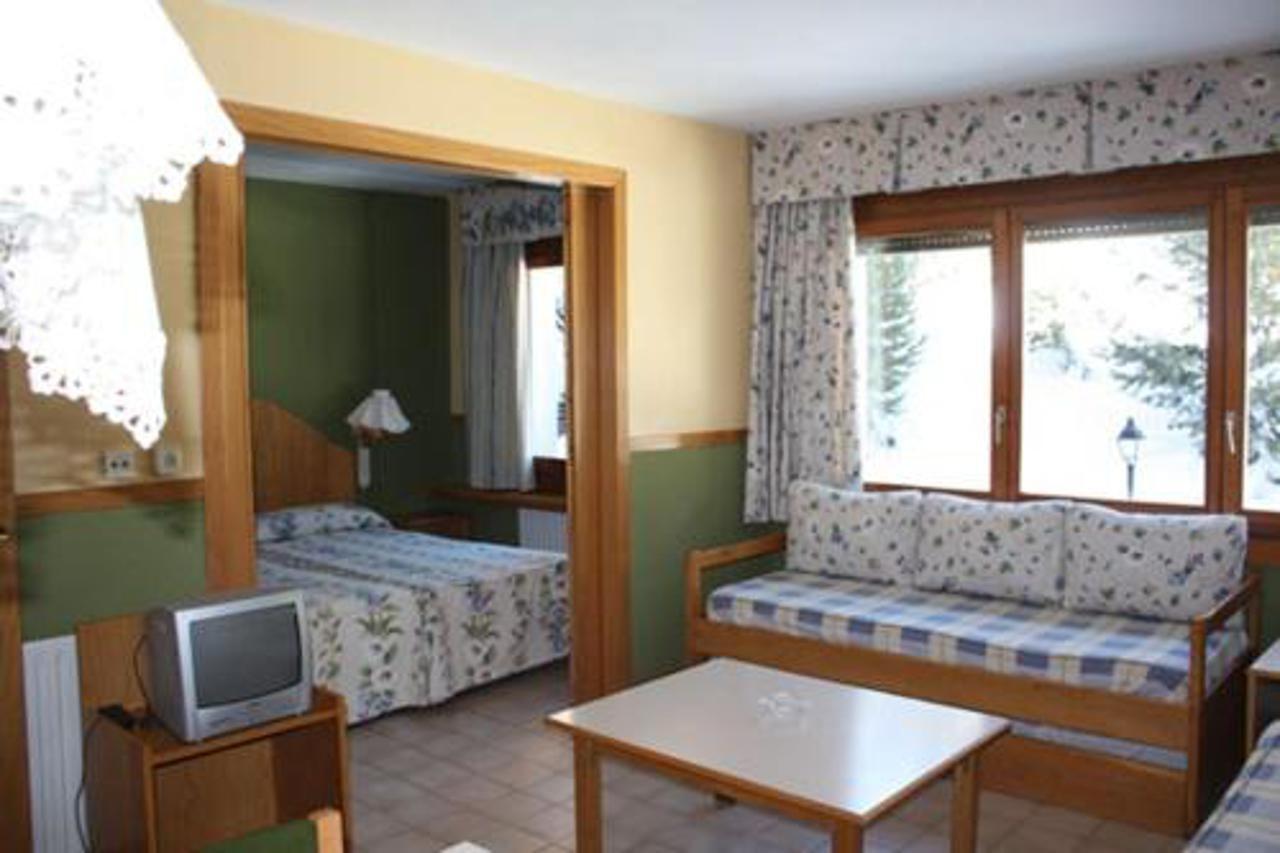 Apartamentos Solneu Baqueira Beret Eksteriør bilde