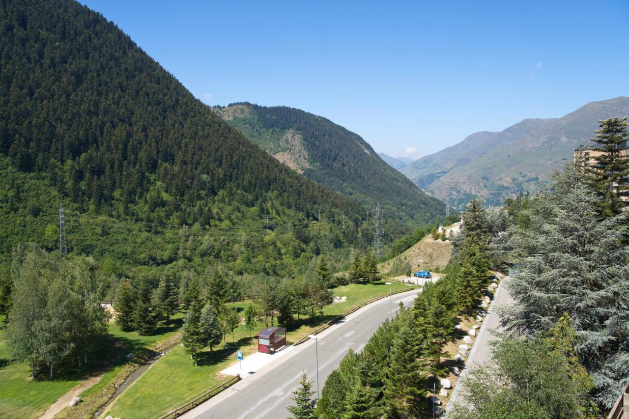 Apartamentos Solneu Baqueira Beret Eksteriør bilde